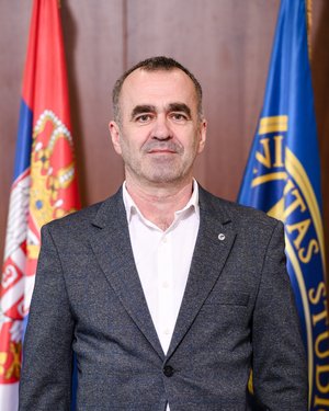 Проф. др Назим Манић